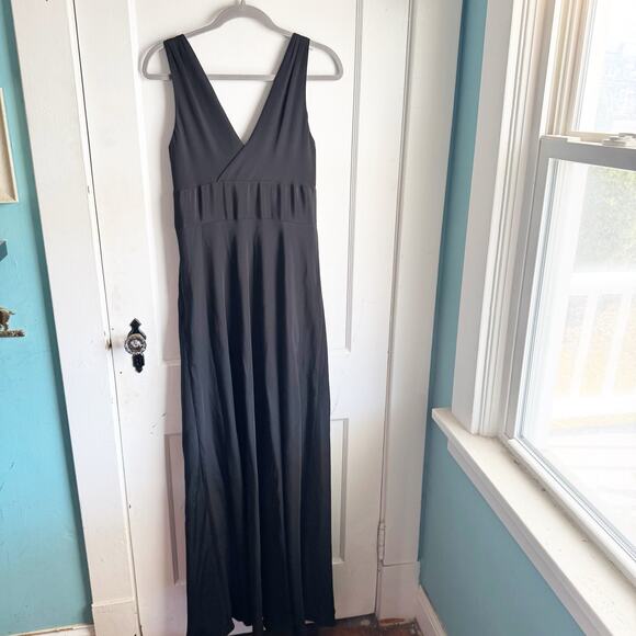 J. Crew 100% Silk Maxi Dress Cocktail Wedding Event V-Neck Classic Black Tie T10 - Picture 11 of 12